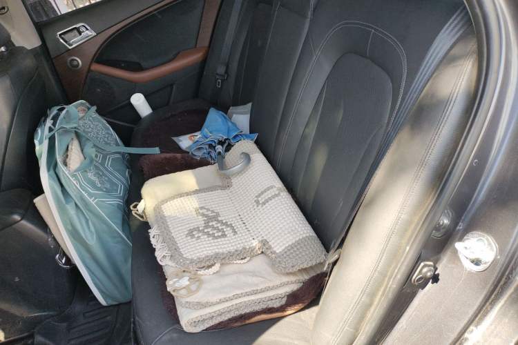 Used Kia K5 2011 2.0L Automatic TOP Left Rear Seat