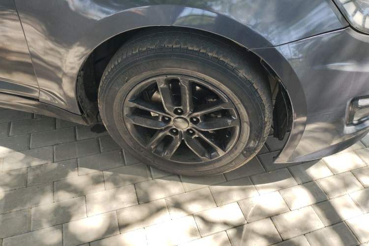 Used Kia K5 2011 2.0L Automatic TOP Right Front Wheel Hub