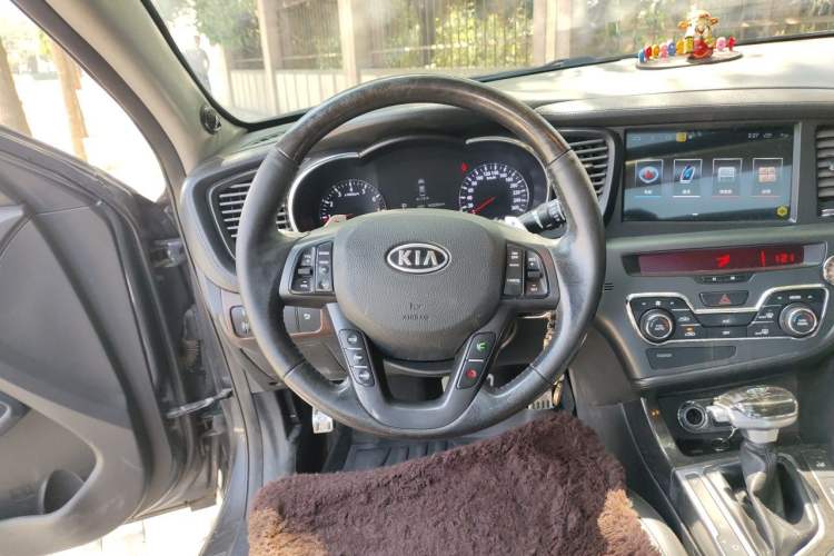 Used Kia K5 2011 2.0L Automatic TOP Steering Wheel