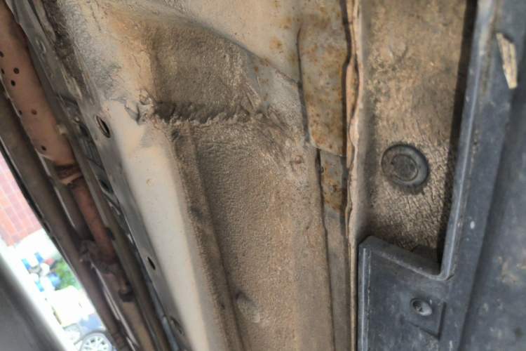 Used Kia K5 2011 2.0L Automatic GL Chassis Front Left
