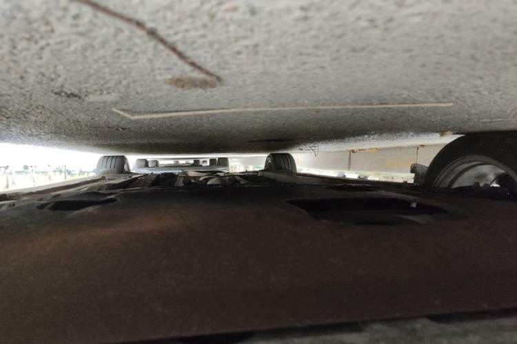 Used Kia K5 2011 2.0L Automatic Premium Chassis Front