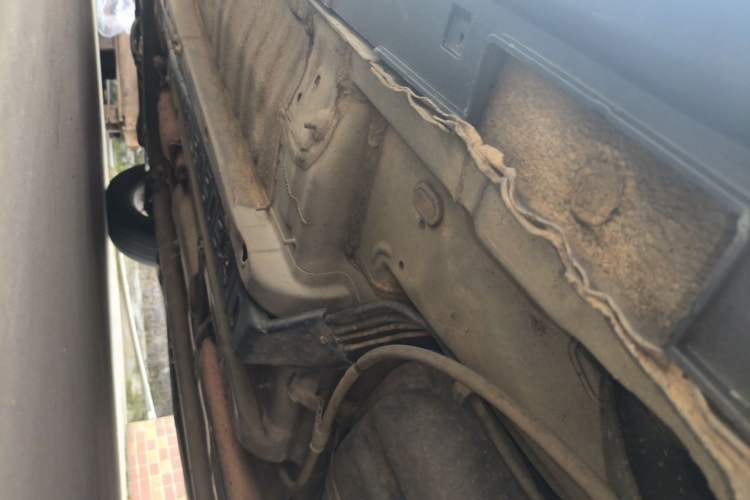 Used Kia K5 2011 2.0L Automatic GL Chassis Rear Left