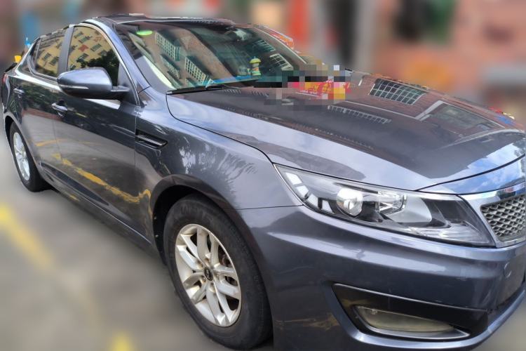 Used Kia K5 2011 2.0L Automatic GL Front Right 45 Deg