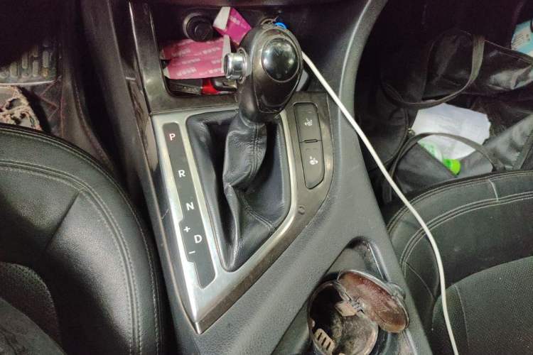 Used Kia K5 2011 2.0L Automatic Premium Gear Lever