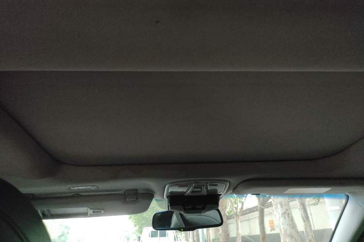 Used Kia K5 2011 2.0L Automatic Premium Headliner