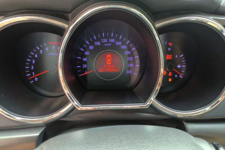 Used Kia K5 2011 2.0L Automatic GL Instrument Cluster