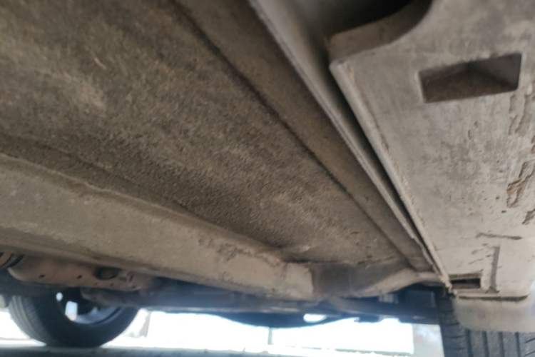 Used Kia K5 2011 2.0L Automatic Premium Chassis Front Right