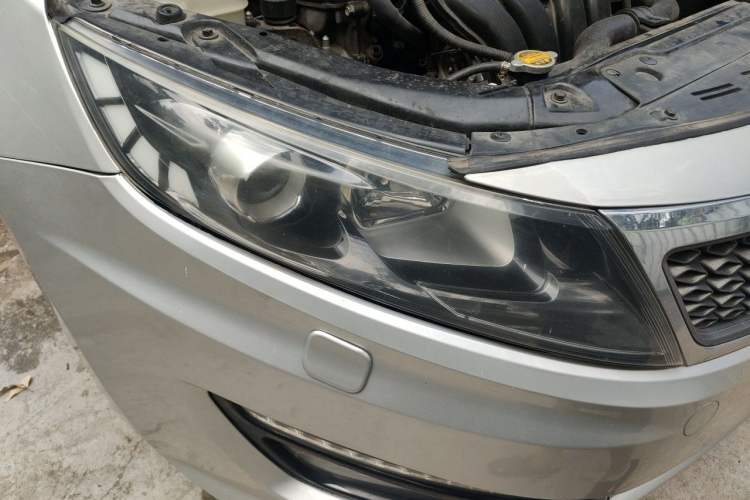 Used Kia K5 2011 2.0L Automatic Premium Right Front Headlight