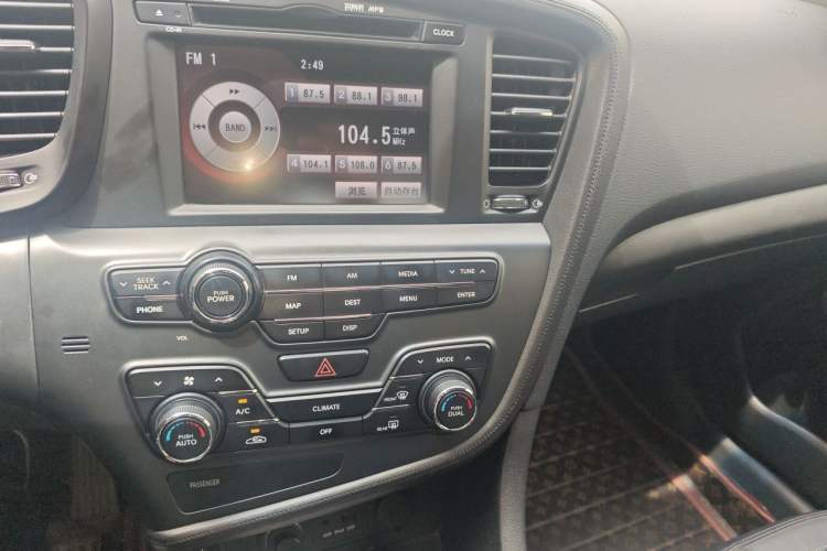 Used Kia K5 2011 2.4L Automatic Premium Audio And AC Panel