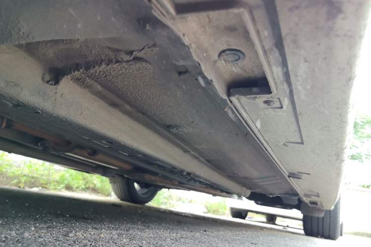 Used Kia K5 2011 2.0L Automatic DLX Chassis Front Left