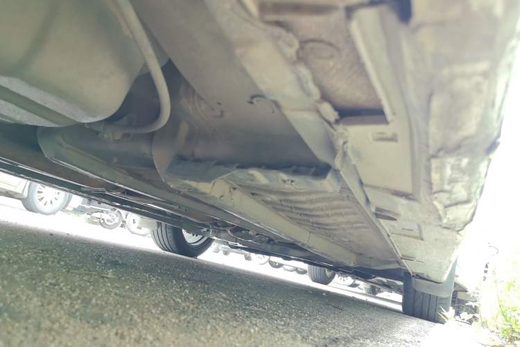 Used Kia K5 2011 2.0L Automatic DLX Chassis Rear Right
