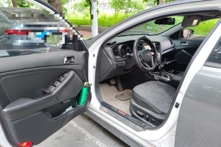 Used Kia K5 2011 2.0L Automatic DLX Driver Seat
