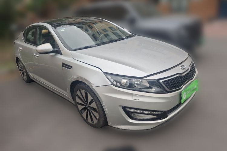 Used Kia K5 2011 2.4L Automatic Premium Front Right 45 Deg