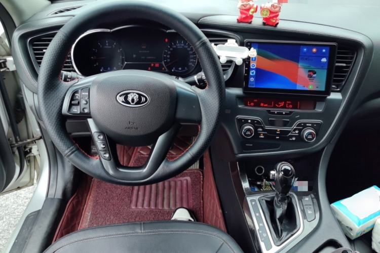 Used Kia K5 2011 2.0L Automatic DLX Steering Wheel
