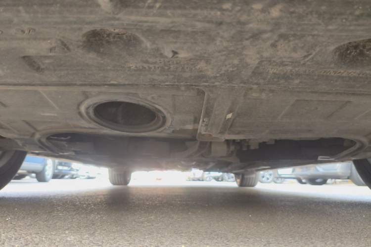Used Kia K5 2011 2.0L Automatic TOP Chassis Front
