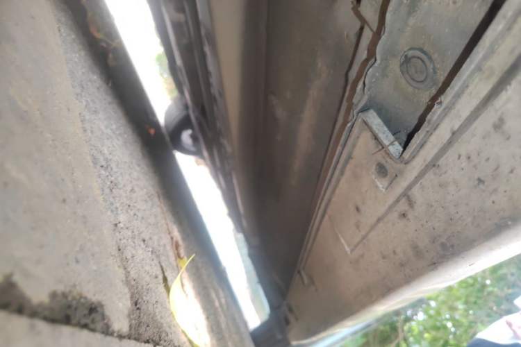 Used Kia K5 2011 2.0L Automatic DLX Chassis Front Left