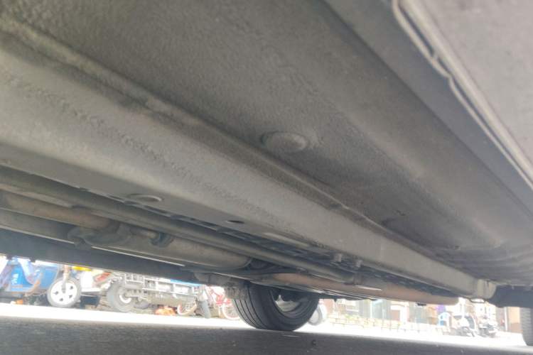 Used Kia K5 2011 2.0L Automatic DLX Chassis Front Left