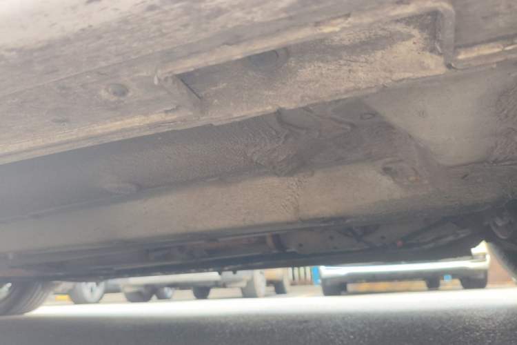 Used Kia K5 2011 2.0L Automatic TOP Chassis Front Right