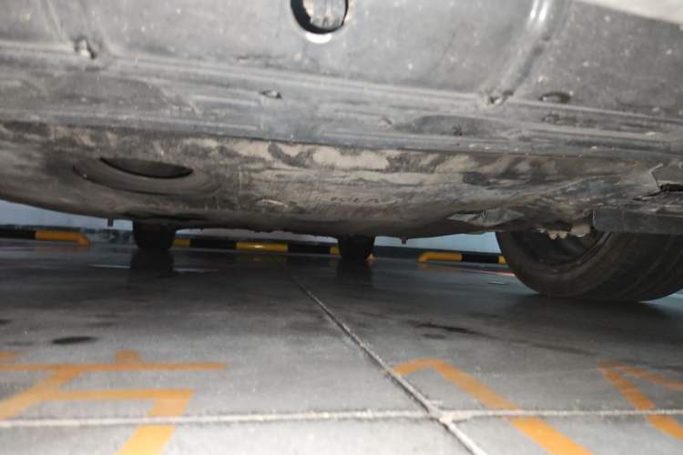 Used Kia K5 2011 2.0L Automatic Premium Chassis Front