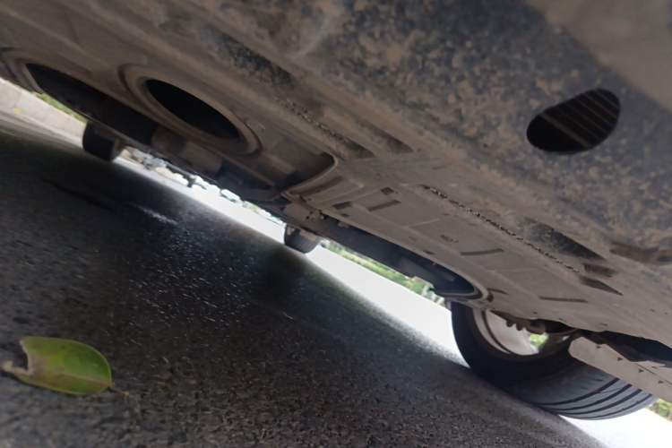 Used Kia K5 2011 2.0L Automatic Premium Chassis Front