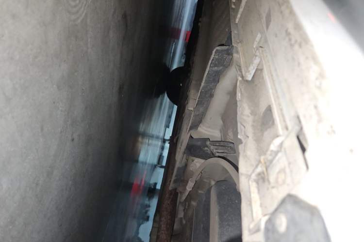 Used Kia K5 2011 2.0L Automatic Premium Chassis Rear Left