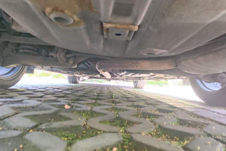 Used Kia K5 2011 2.0L Automatic DLX Chassis Rear