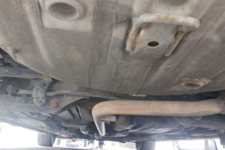 Used Kia K5 2011 2.0L Automatic DLX Chassis Rear