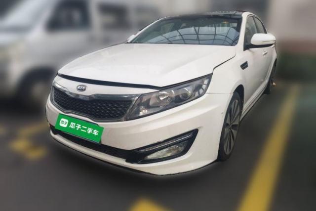Kia K5 2011 2.0L Automatic DLX usado