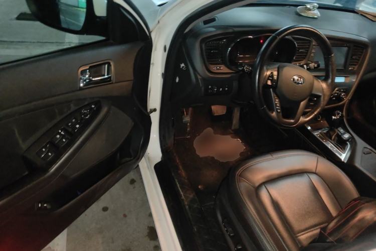 Used Kia K5 2011 2.0L Automatic DLX Driver Seat