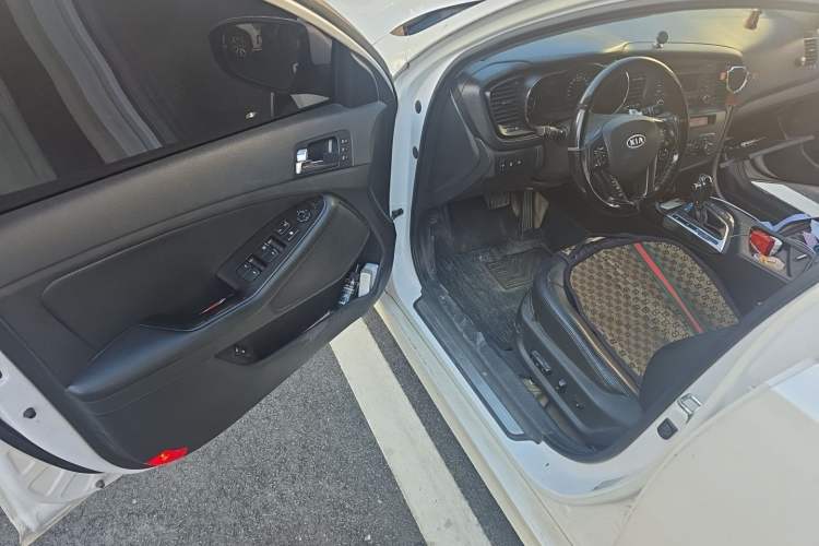 Used Kia K5 2011 2.0L Automatic Premium Driver Seat