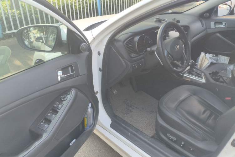 Used Kia K5 2011 2.0L Automatic TOP Driver Seat