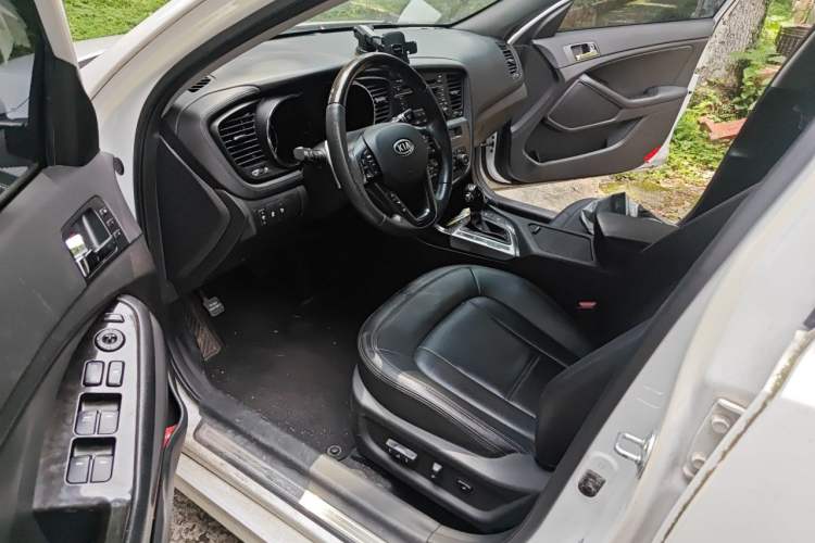 Used Kia K5 2011 2.0L Automatic Premium Driver Seat