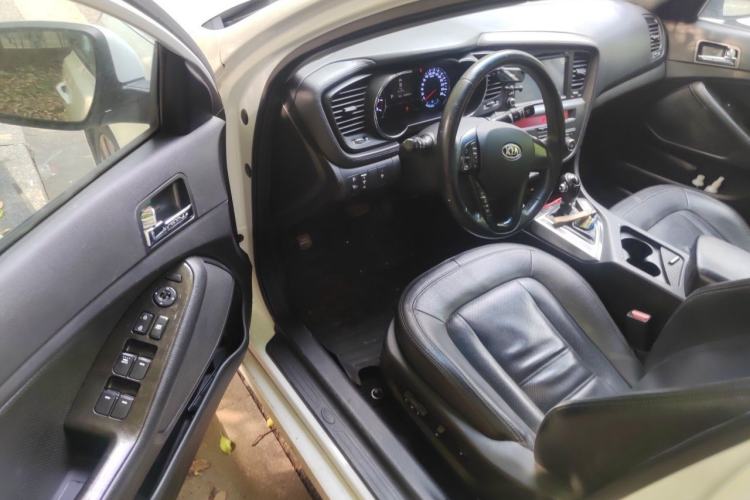 Used Kia K5 2011 2.0L Automatic DLX Driver Seat