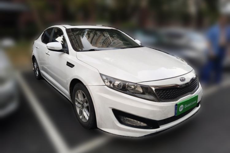 Used Kia K5 2011 2.0L Automatic GLS Front Right 45 Deg
