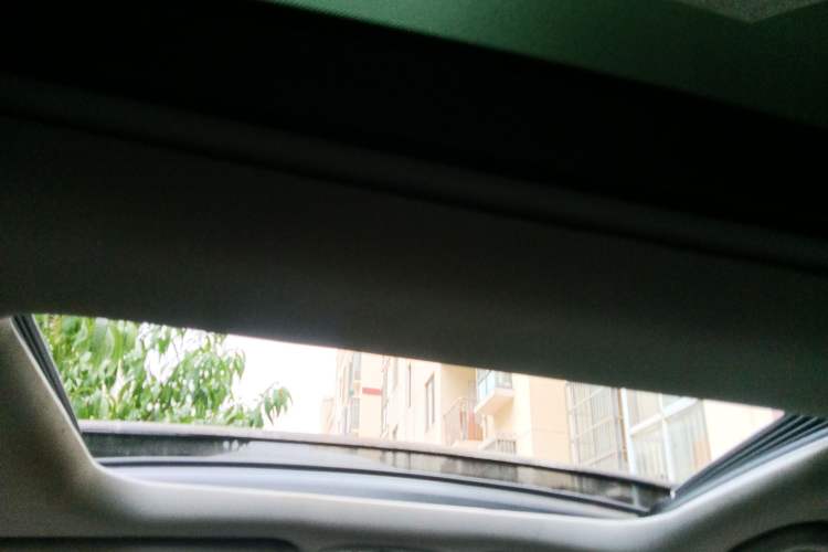 Used Kia K5 2011 2.0L Automatic DLX Headliner