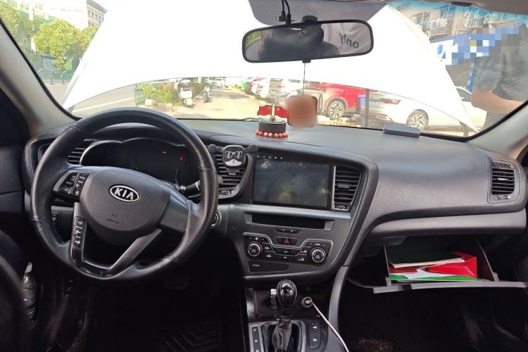 Used Kia K5 2011 2.0L Automatic DLX Headliner