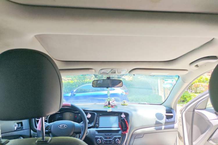 Used Kia K5 2011 2.0L Automatic DLX Headliner