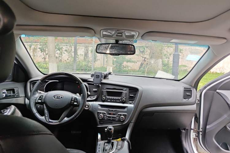 Used Kia K5 2011 2.0L Automatic Premium Headliner