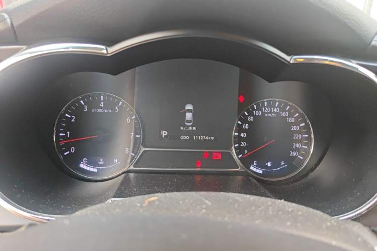 Used Kia K5 2011 2.0L Automatic DLX Instrument Cluster