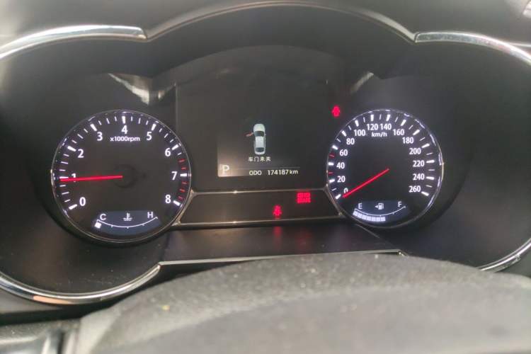 Used Kia K5 2011 2.0L Automatic DLX Instrument Cluster