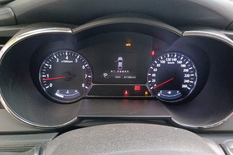 Used Kia K5 2011 2.0L Automatic DLX Instrument Cluster