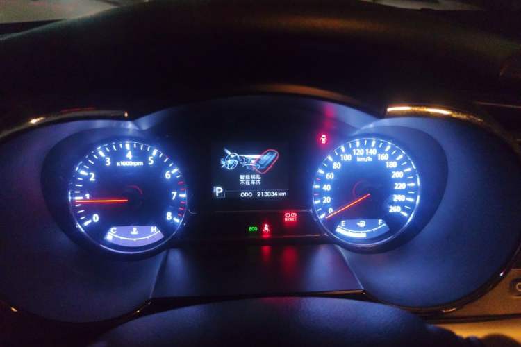 Used Kia K5 2011 2.0L Automatic DLX Instrument Cluster