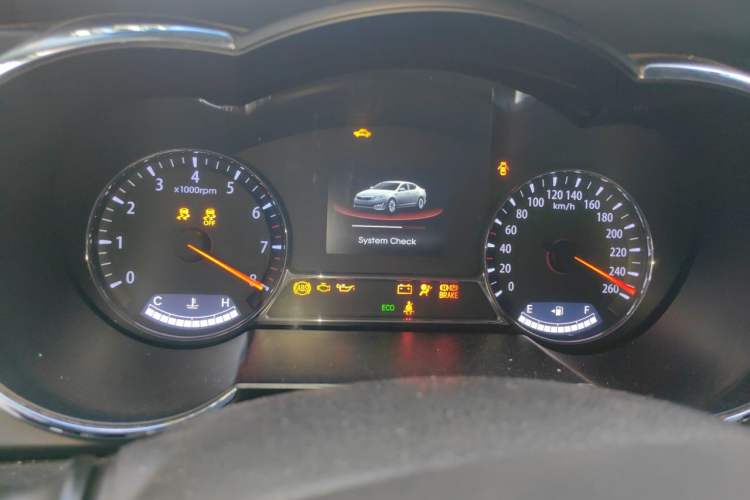 Used Kia K5 2011 2.0L Automatic DLX Instrument Cluster