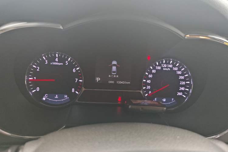Used Kia K5 2011 2.0L Automatic DLX Instrument Cluster