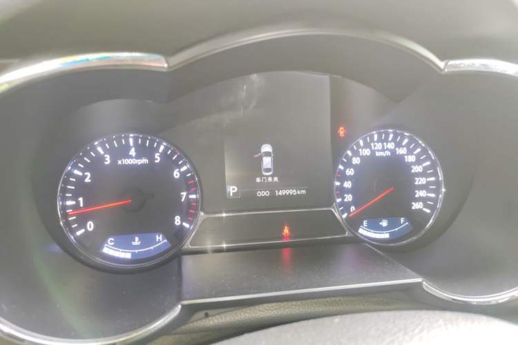 Used Kia K5 2011 2.0L Automatic DLX Instrument Cluster