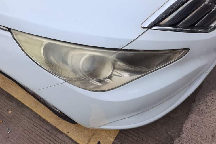 Used Kia K5 2011 2.0L Automatic GLS Left Front Headlight