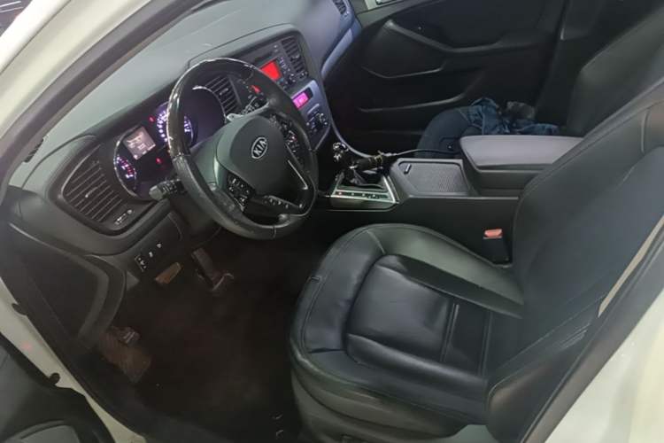 Used Kia K5 2011 2.0L Automatic Premium Left Front Seat