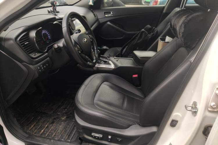 Used Kia K5 2011 2.0L Automatic DLX Left Front Seat