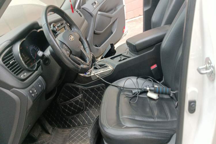 Used Kia K5 2011 2.0L Automatic DLX Left Front Seat