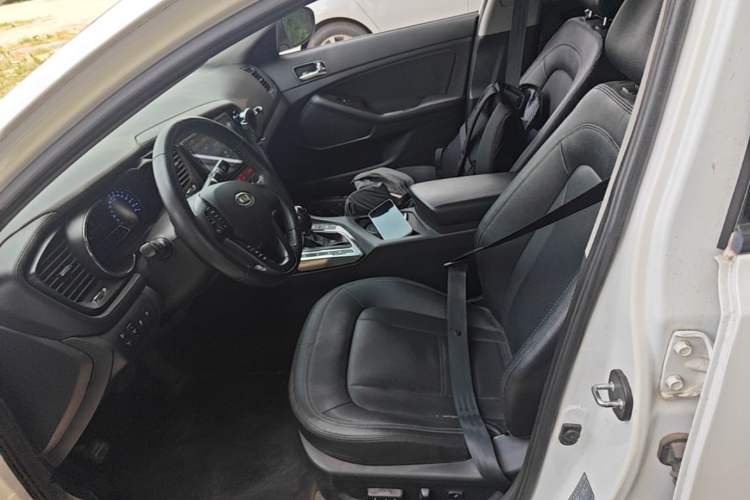 Used Kia K5 2011 2.0L Automatic DLX Left Front Seat